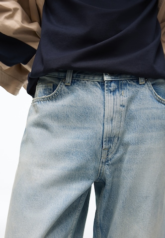 Bershka Loosefit Jeans in Blauw