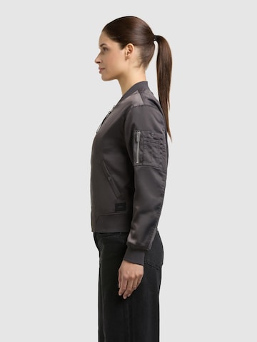 Veste mi-saison 'Beth' khujo en gris