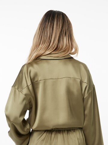 ABOUT YOU x Alina Eremia Between-Season Jacket 'Stella' in Green