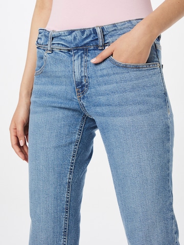 Gina Tricot Bootcut Jeans 'Y2k' i blå