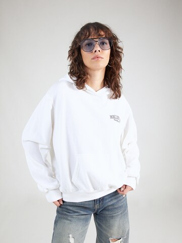 Sweat-shirt HOLLISTER en blanc : devant