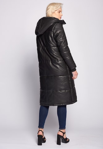 Maze Winter Coat in Black