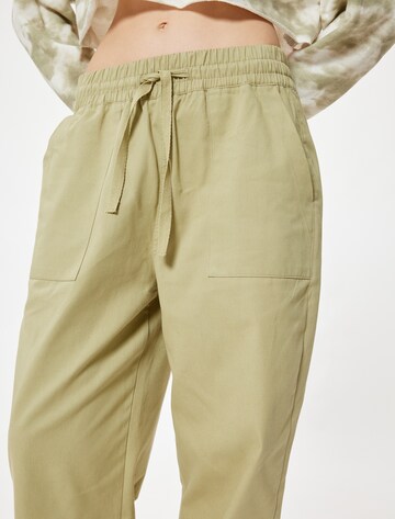 Koton Loose fit Trousers in Green