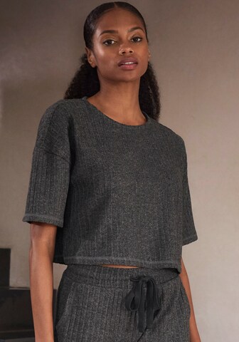 LASCANA Shirt in Grey: front