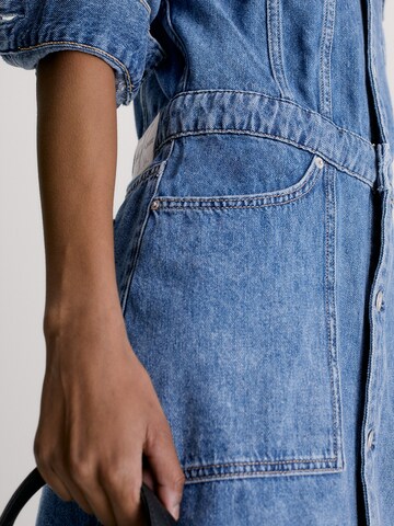 Calvin Klein JeansKošulja haljina - plava boja