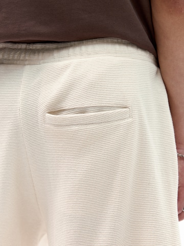 Pull&Bear Loosefit Bukser i hvid