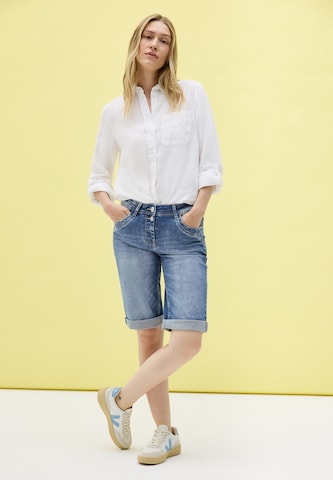 CECIL Slimfit Shorts in Blau