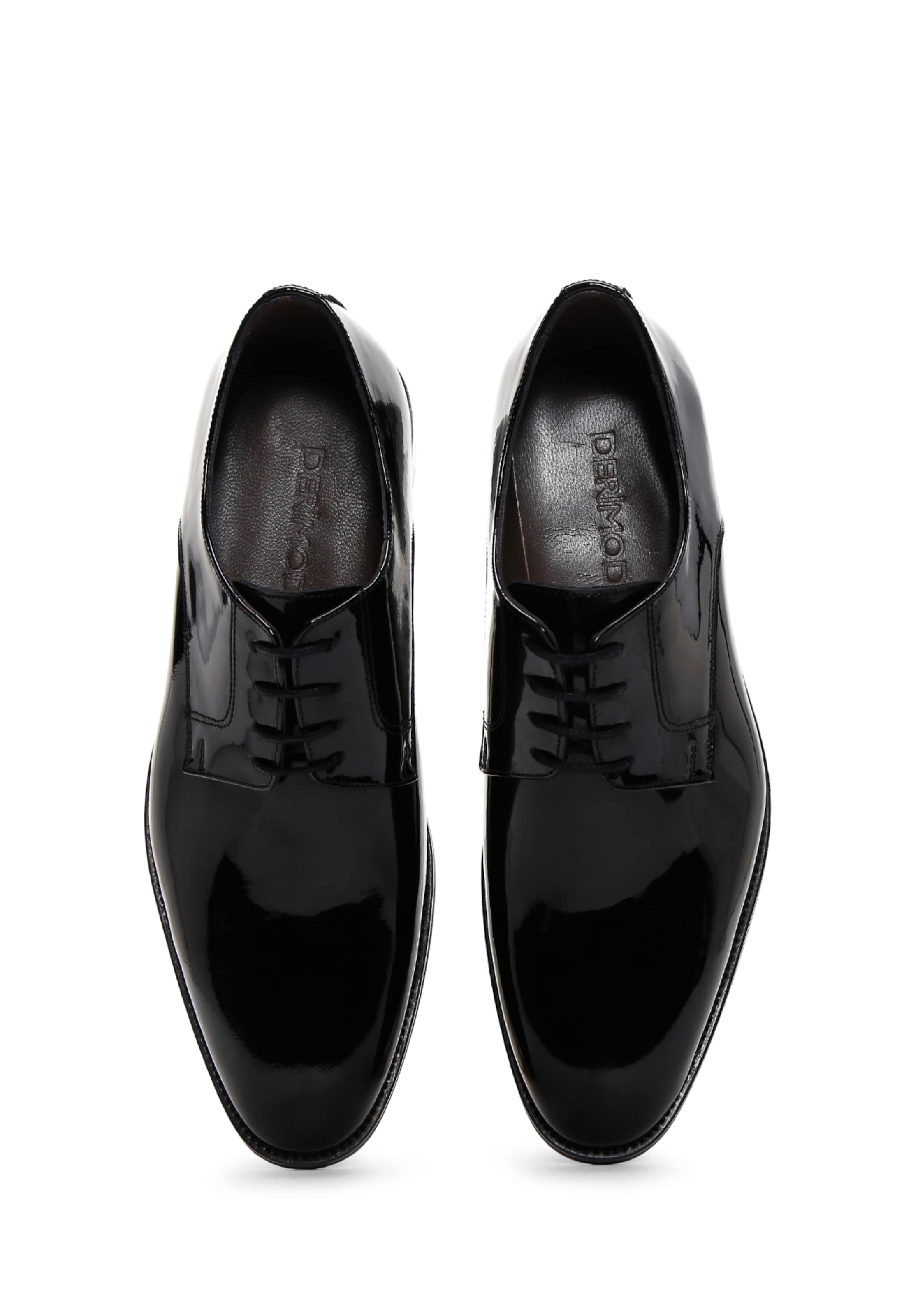 Scarpa stringata di Derimod in nero