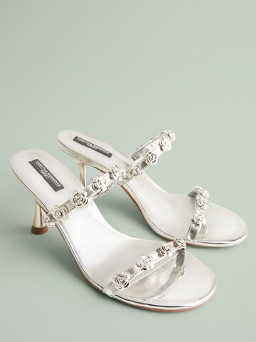 Next Muiltjes 'Tabitha Simmons x Next Flora' in Zilver