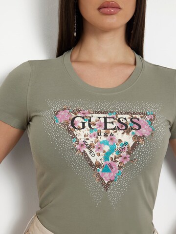 GUESS T-Shirt 'CHERRY FLOWER' in Grün