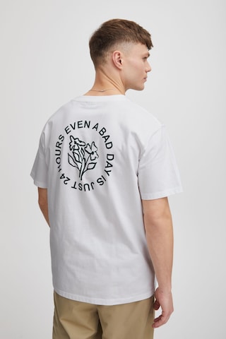 !Solid - Camisa 'Gekko' em branco