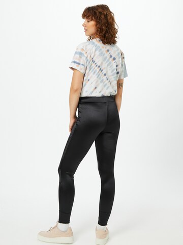 Urban Classics Skinny Leggings in Zwart