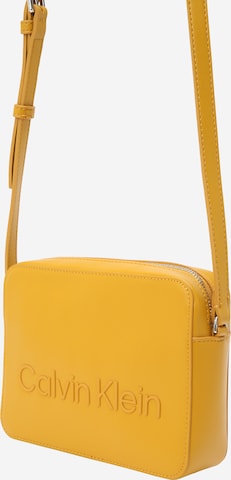 Calvin Klein Crossbody Bag in Yellow