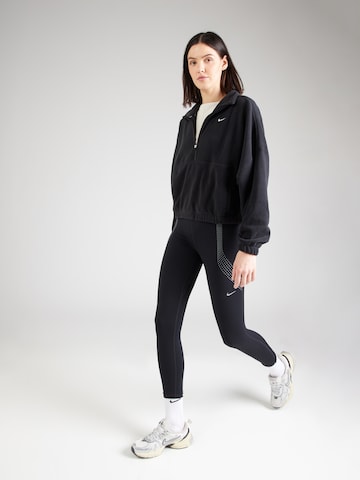 Pullover sportivo 'One' di NIKE in nero