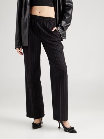 TOPSHOP Regular Trousers with creases in Black: front