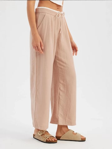 Hiccup Wide Leg Hose in Beige