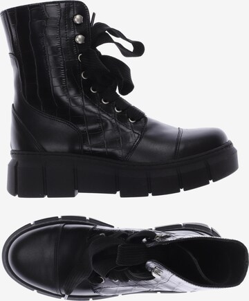 Alohas Dress Boots in 38 in Black: front