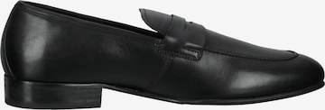 Gordon & Bros Classic Flats in Black