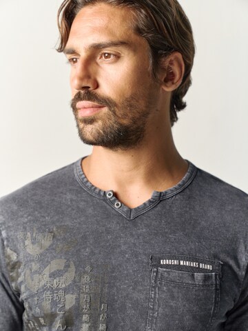KOROSHI - Camisa em azul