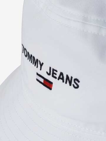 Pălărie de la Tommy Jeans pe alb