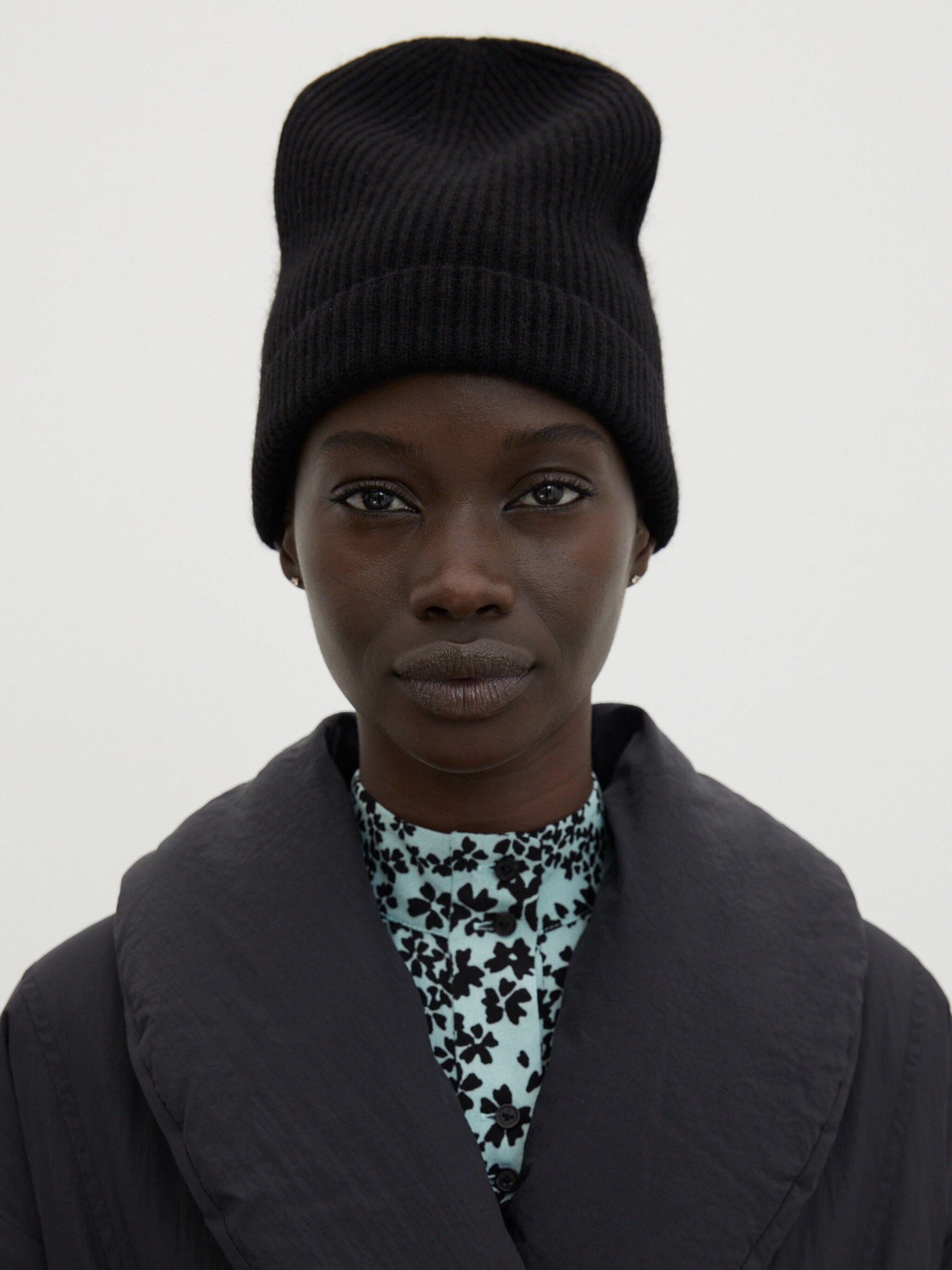 EDITED Producten Muts 'Javier' Zwart