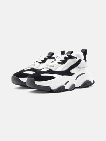 Sneaker bassa 'POSSESSION-E' di STEVE MADDEN in bianco
