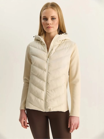 Veste d’hiver Bianco Lucci en beige