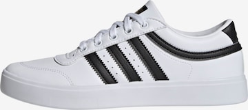 ADIDAS ORIGINALS Låg sneaker 'Bryony' i vit: framsida