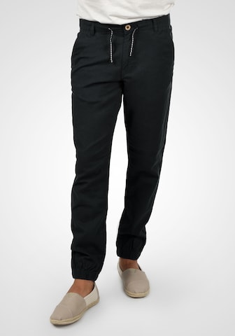 BLEND Tapered Trousers 'Lennik' in Black: front