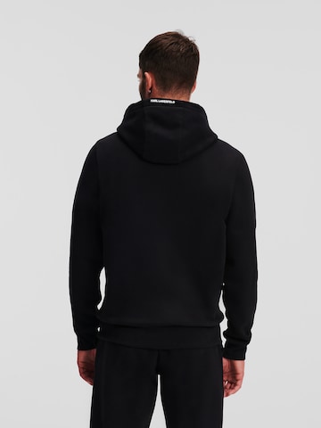 Karl LagerfeldSweater majica 'ESSENTIAL' - crna boja