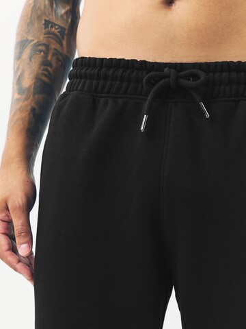 Effilé Pantalon Next en noir
