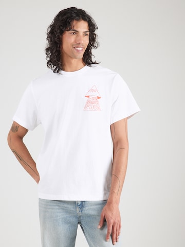 T-Shirt 'MOUNTAIN PLAY' THE NORTH FACE en blanc : devant