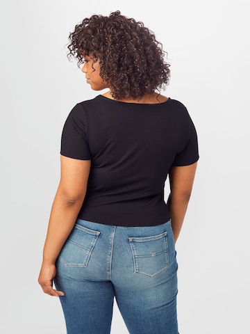 ABOUT YOU Curvy Shirt 'Selma' in Zwart