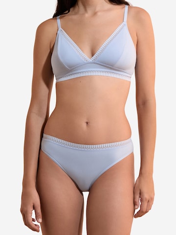 ETAM Slip 'Happily' in Blau: Vorderseite