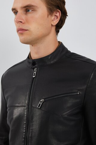 Veste mi-saison ' Genuine ' Derimod en noir
