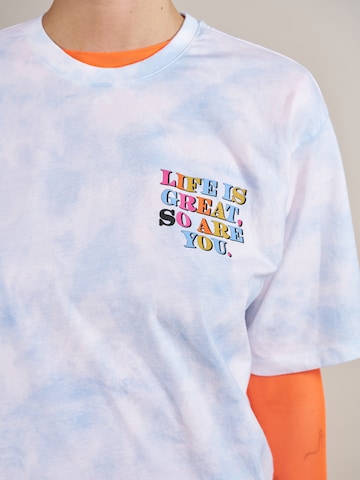 ABOUT YOU x Laura Giurcanu - Camiseta talla grande 'Ercin' en azul