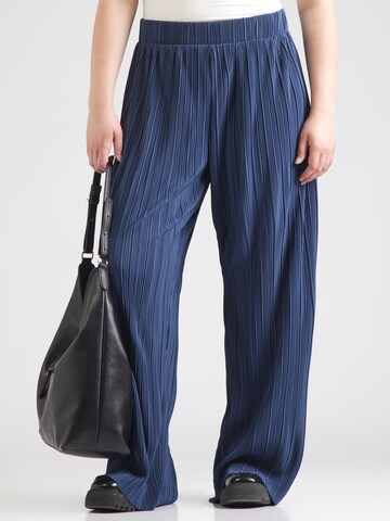 ONLY Carmakoma Wide leg Pants in Blue: front