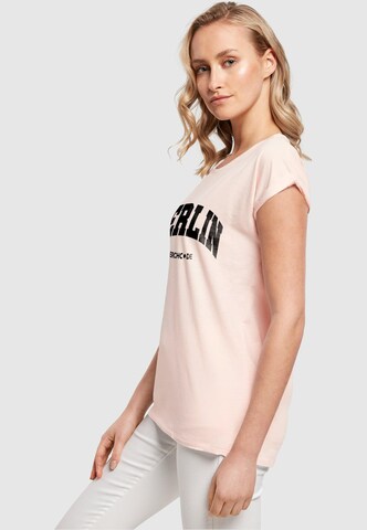 Merchcode T-Shirt 'Berlin' in Pink