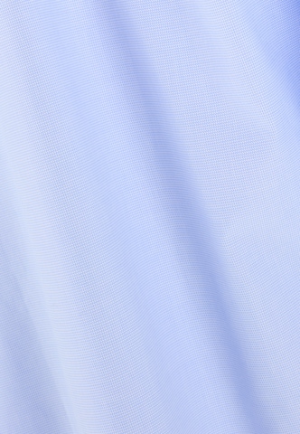 Coupe regular Chemise Boggi Milano en bleu : devant
