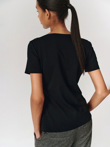TATUUM Shirt 'Mikaja' in Black