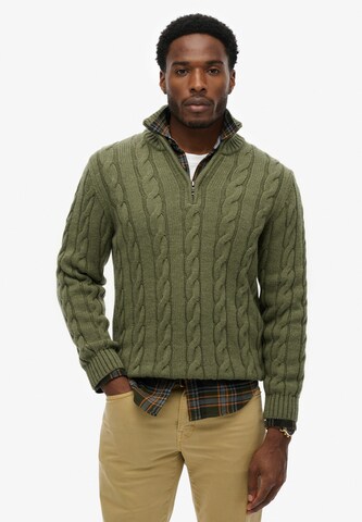 Superdry Sweater in Green: front