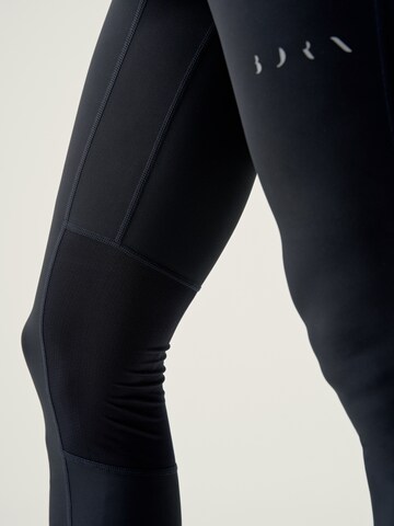Skinny Pantalon de sport 'Irtish' Born Living Yoga en noir