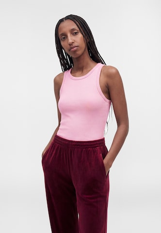 Largi Pantaloni 'ESS' de la ADIDAS ORIGINALS pe roșu