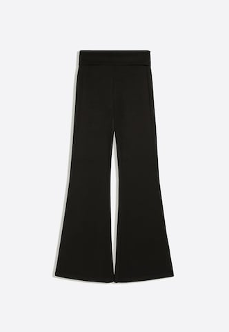 Bershka Flared Byxa i svart