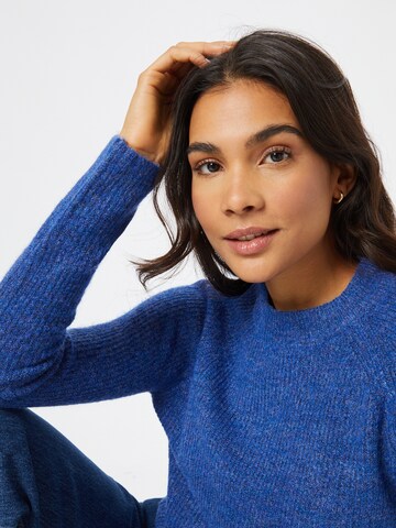 PIECES - Pullover 'Ellen' em azul