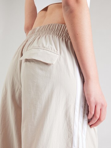 Wide Leg Pantalon de sport 'Essentials' ADIDAS SPORTSWEAR en beige