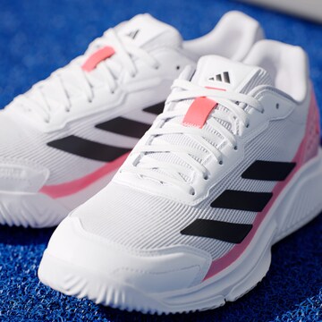 Chaussure de sport 'Courtquick' ADIDAS PERFORMANCE en blanc