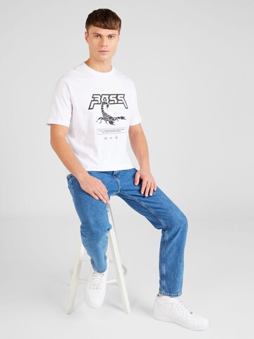 T-Shirt 'TeScorpion' BOSS en blanc