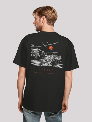 T-Shirt 'Escape Discover the World Town Train Station' F4NT4STIC en noir : devant