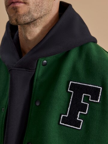 DAN FOX APPAREL Between-Season Jacket 'Gerrit' in Green